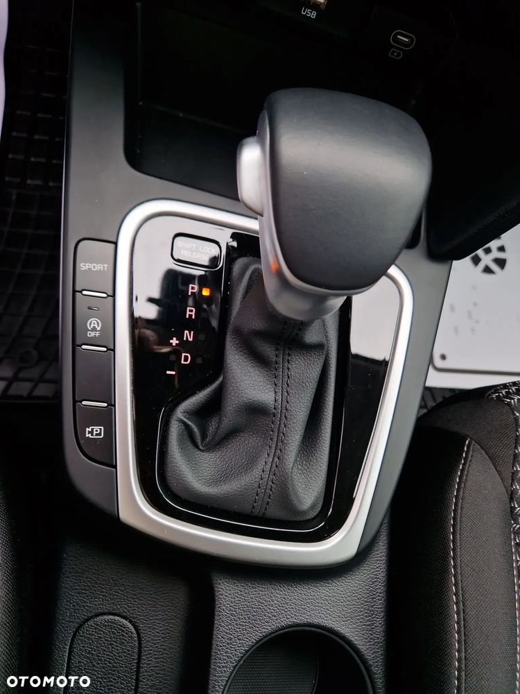 Kia XCeed 1.5 T-GDI L DCT - 25
