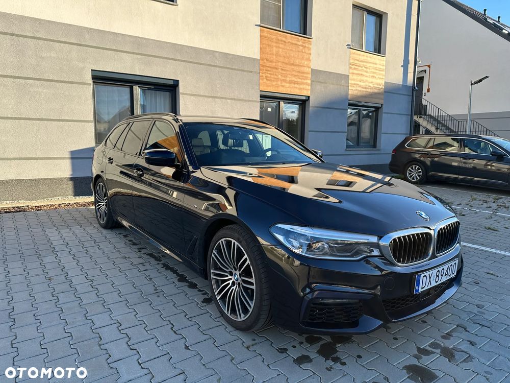 BMW Seria 5 2019 photo 2