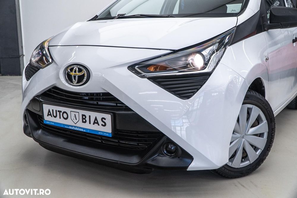 Toyota Aygo 1.0 VVY-I 5 usi X-style - 10