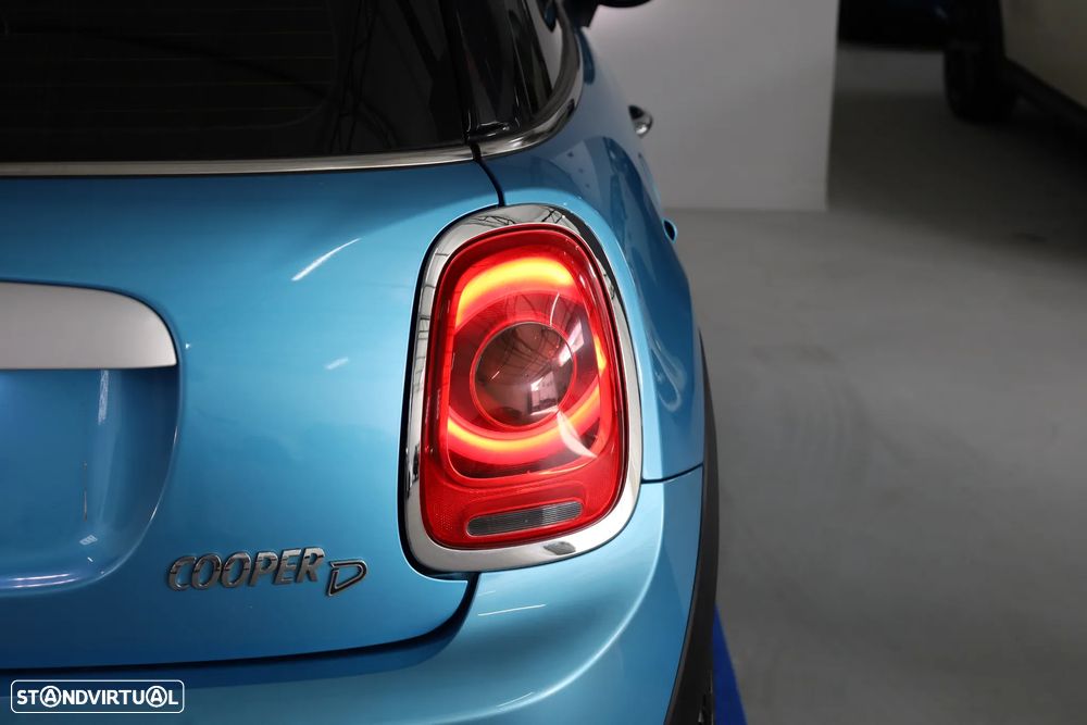 MINI 3 Portas Cooper D - 24