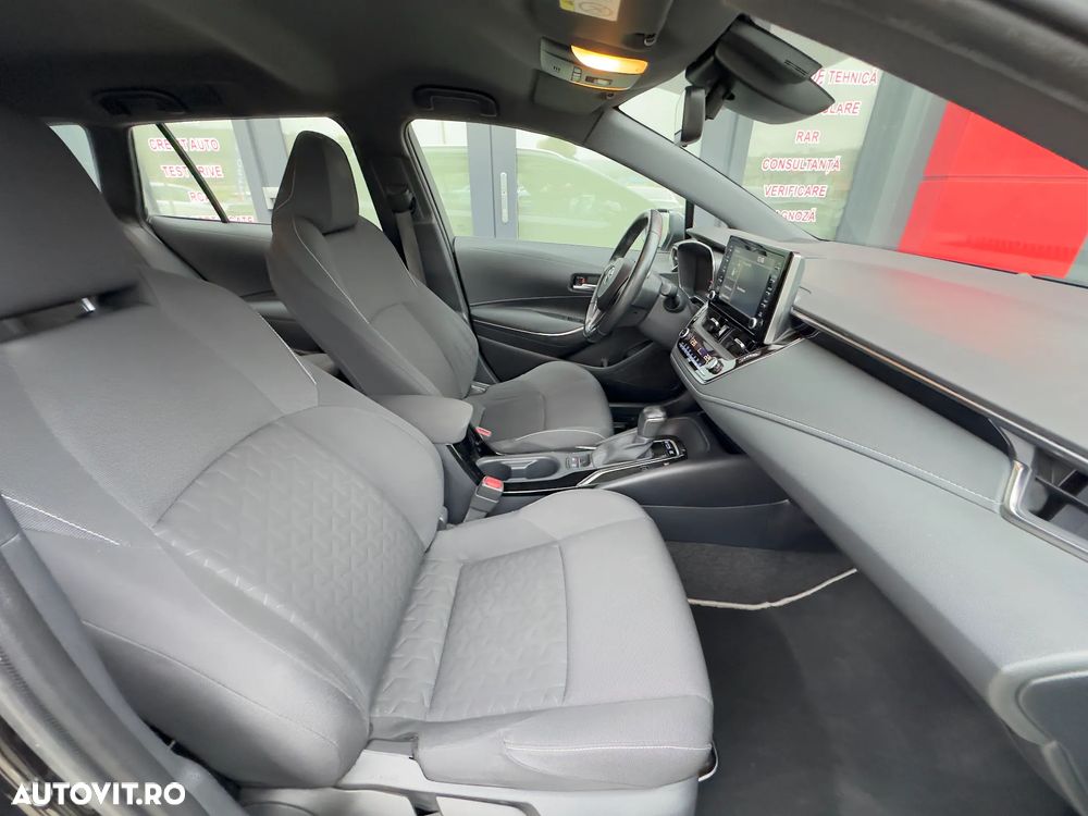 Toyota Corolla 1.8 HSD TS Dynamic - 20