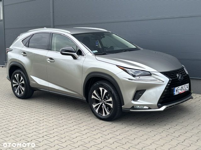 Lexus NX 300h F Impression AWD - 1