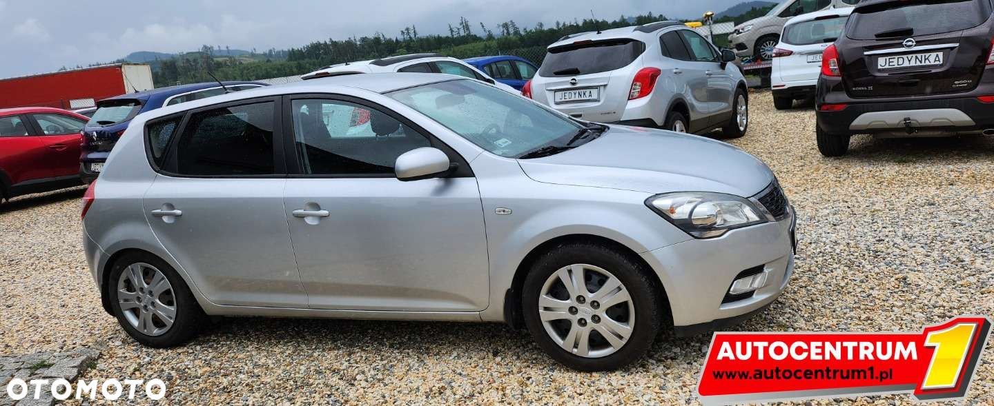 Kia Ceed - 3