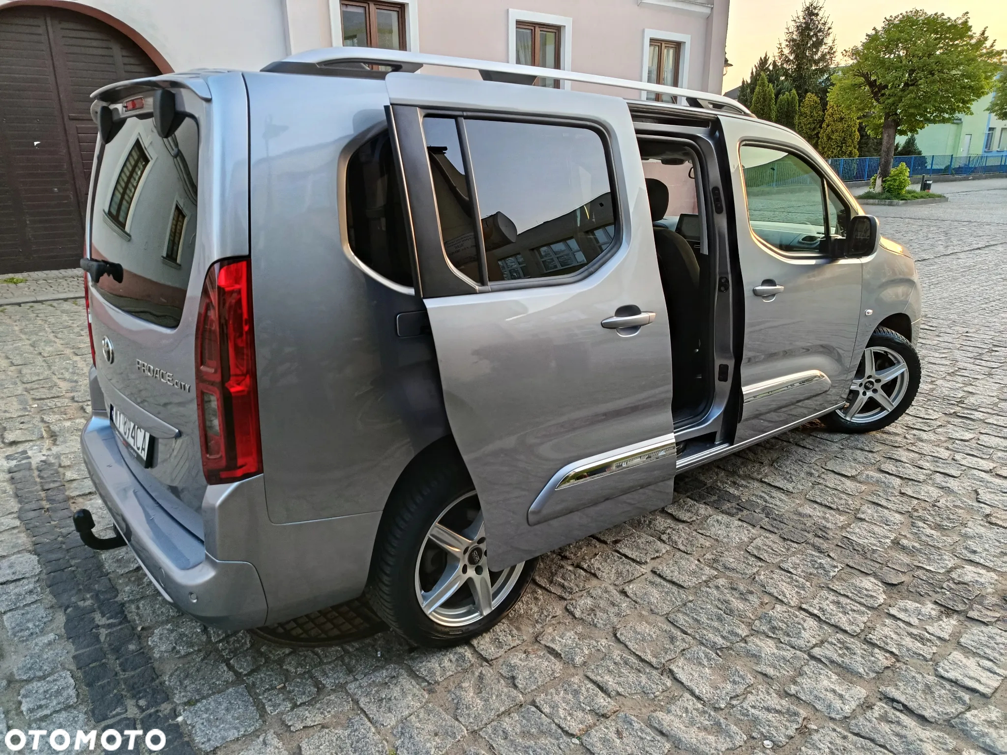 Toyota Proace City Verso Long 1.2 D-4T Family - 3