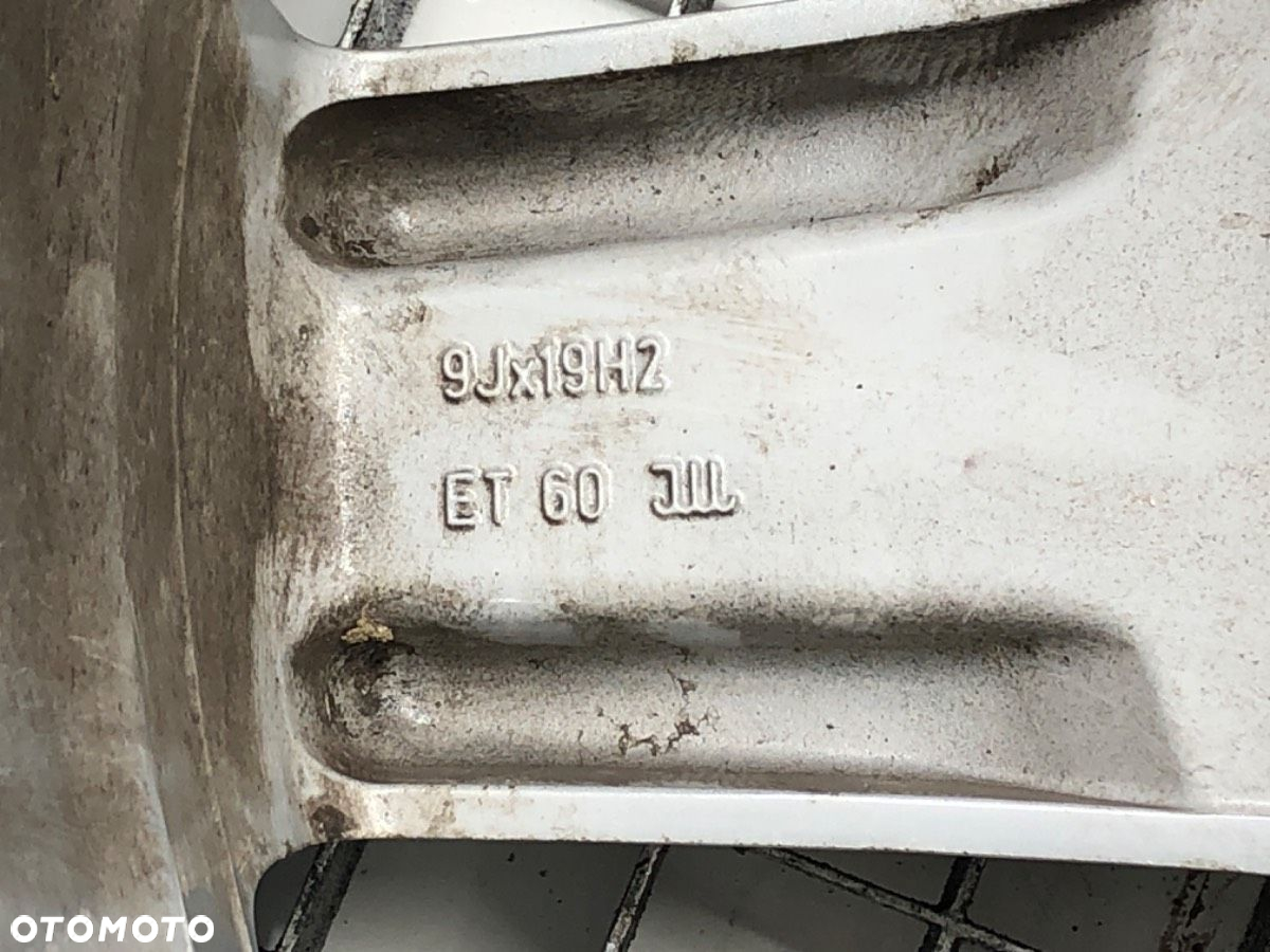 FELGA ALUMINIOWA 19 9J 5X120 ET 60 CENTR.66,6 - 399.00 PLN -    7L9601025E - 4