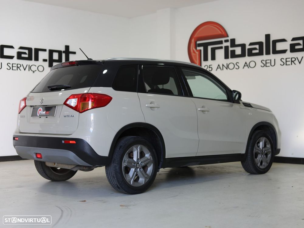 Suzuki Vitara 1.6 VVT GLE - 7