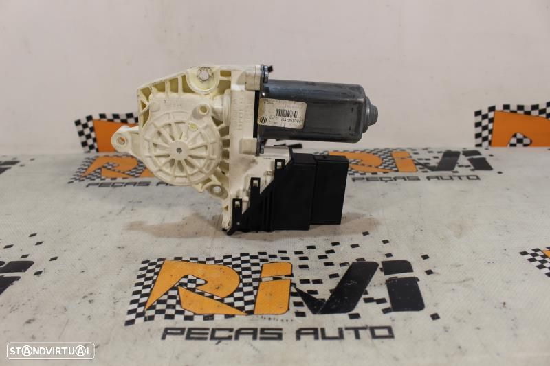Motor Do Elevador De Vidro Traseiro Direito Volkswagen Passat (3C2)  9 - 1