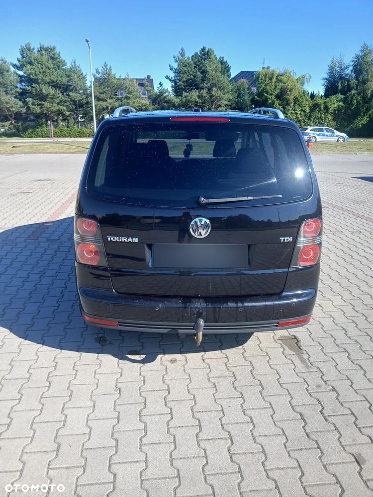 Volkswagen Touran 1.9 TDI Highline - 5