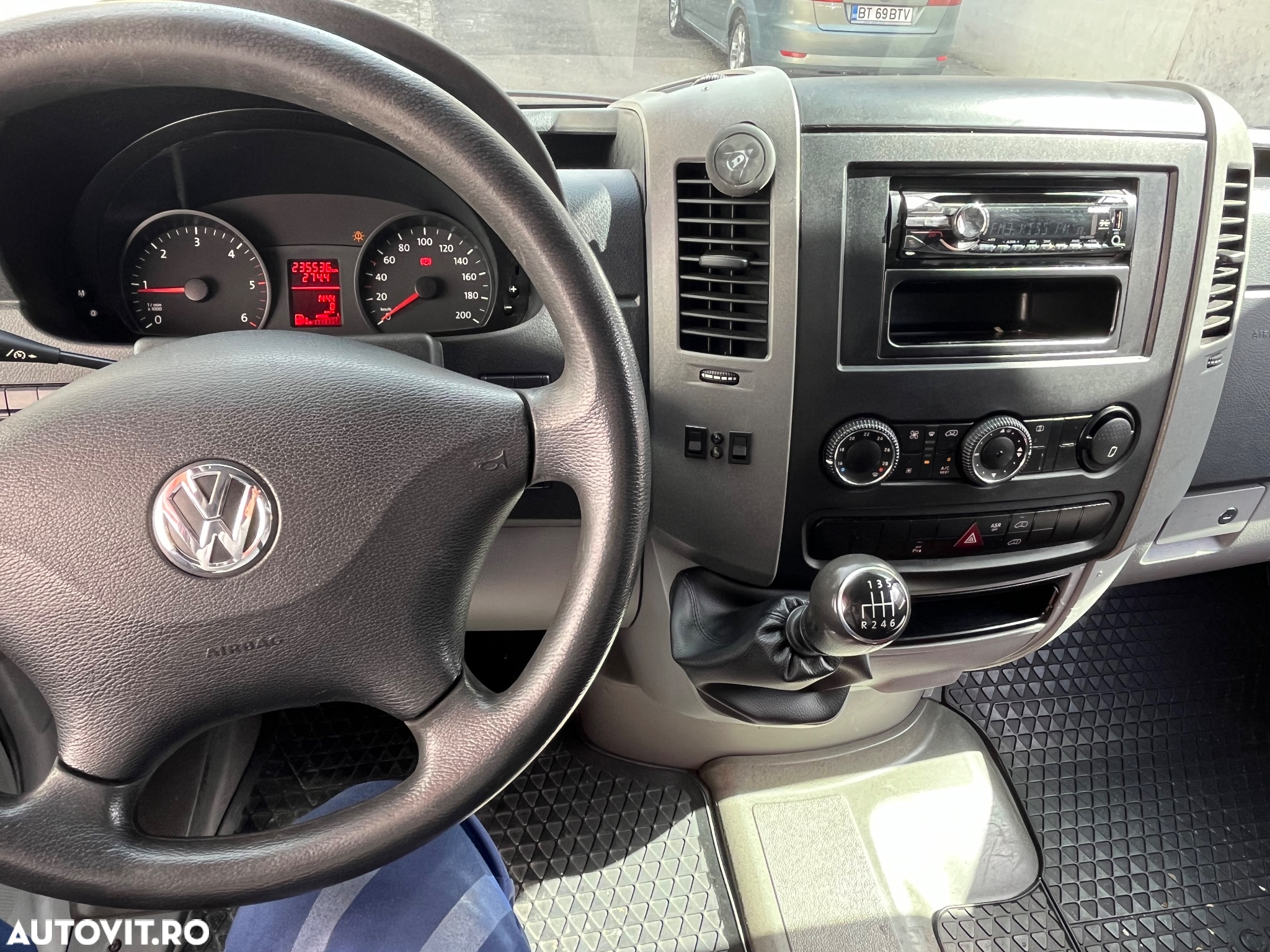 Volkswagen Crafter 50 2.0 TDI CD LWB - 2