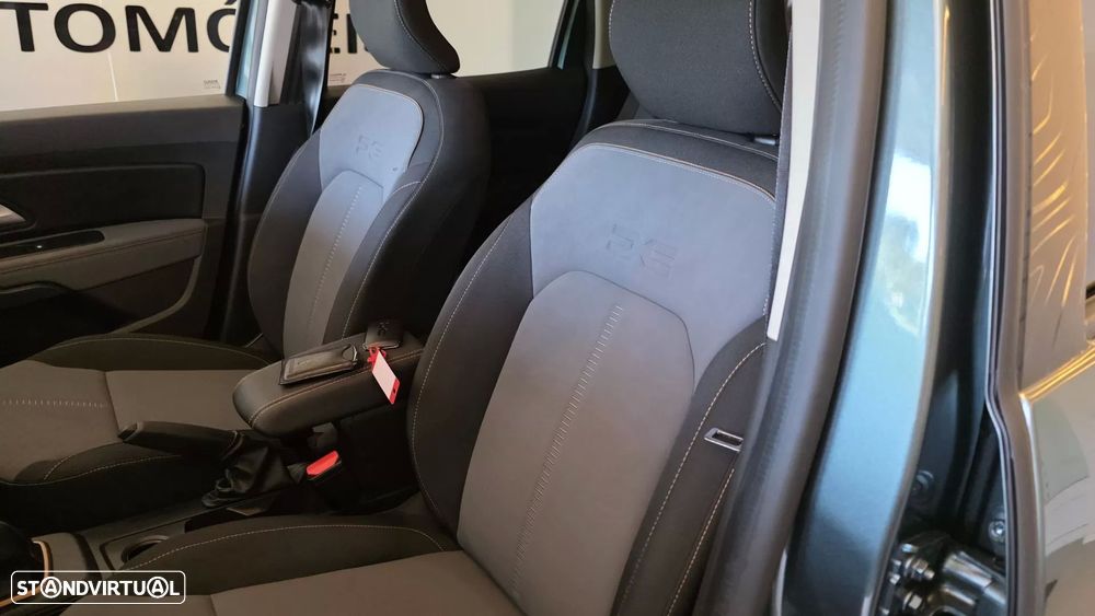 Dacia Duster 1.3 TCe Extreme EDC - 38