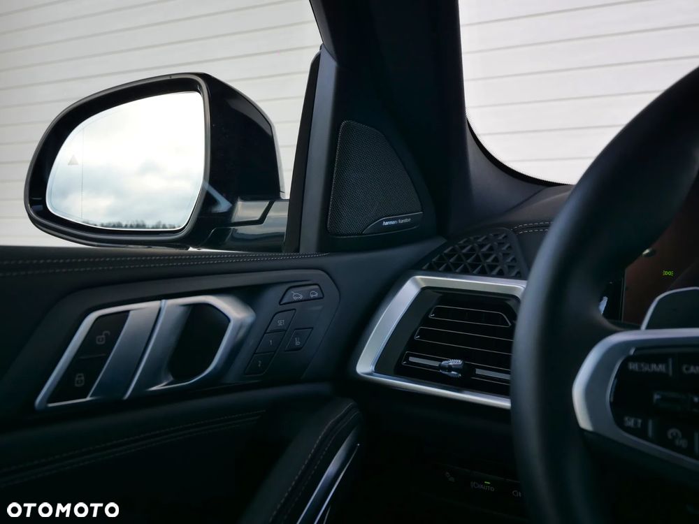 BMW X6 xDrive40d - 16