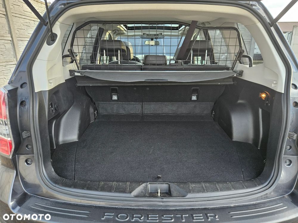 Subaru Forester 2.0D Sport - 24