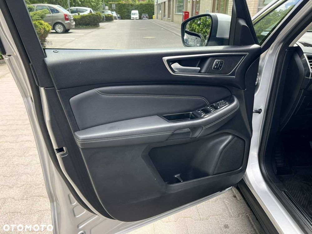 Ford S-Max - 18