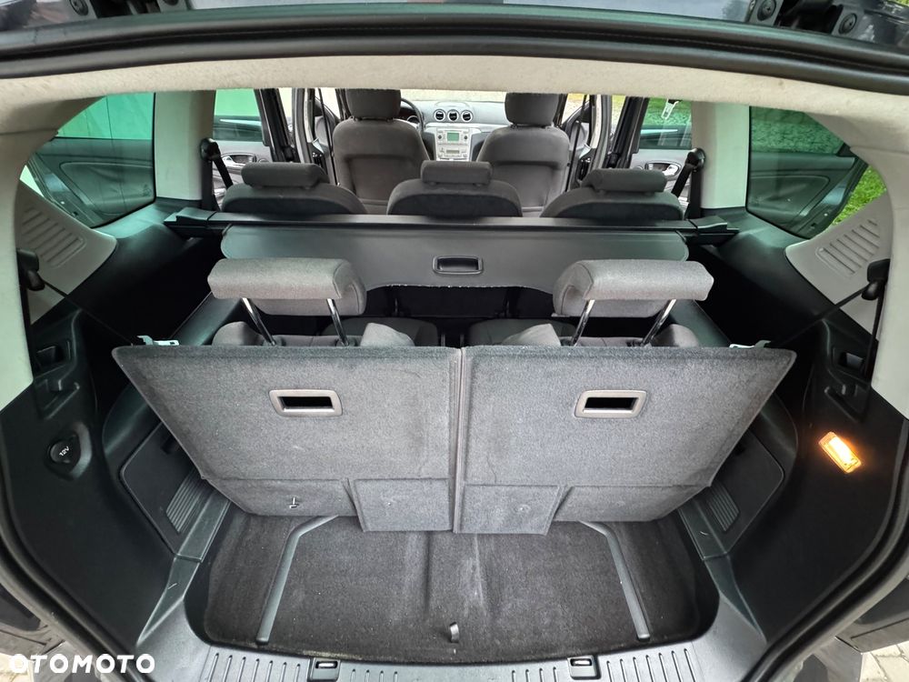 Ford S-Max - 25