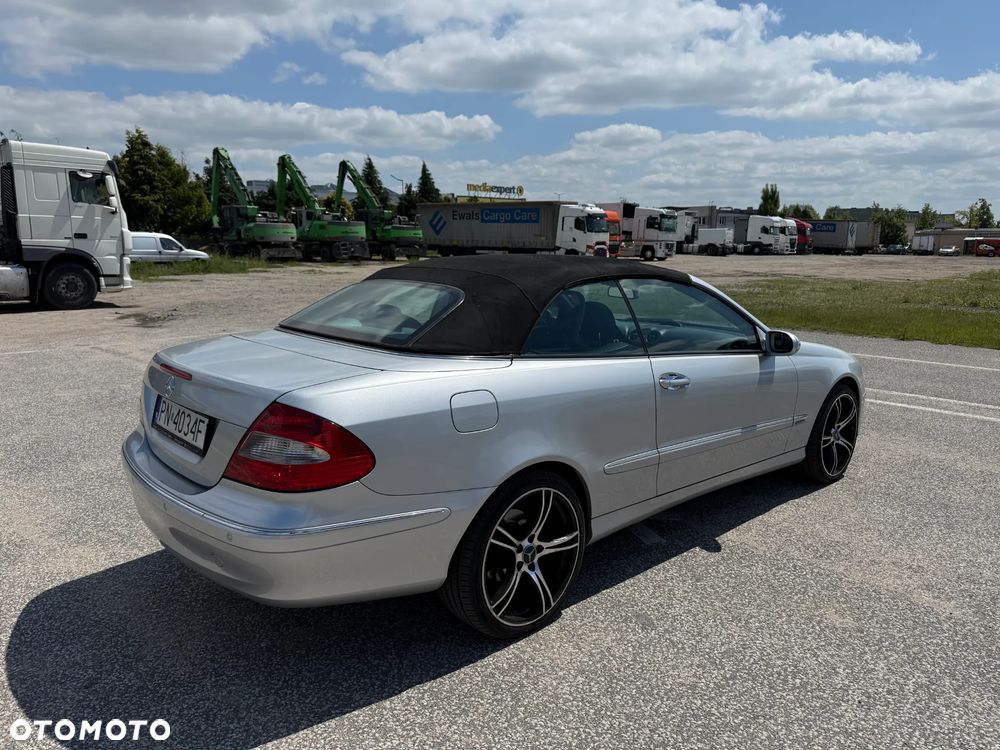 Mercedes-Benz CLK 320 CDI 7G-TRONIC Elegance - 9