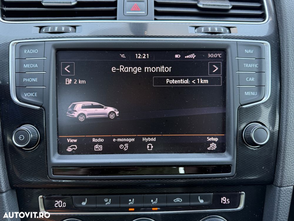 Volkswagen Golf 1.4 GTE Plug-In-Hybrid DSG - 36