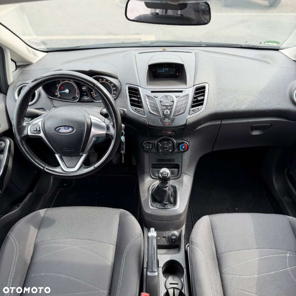 Ford Fiesta - 21