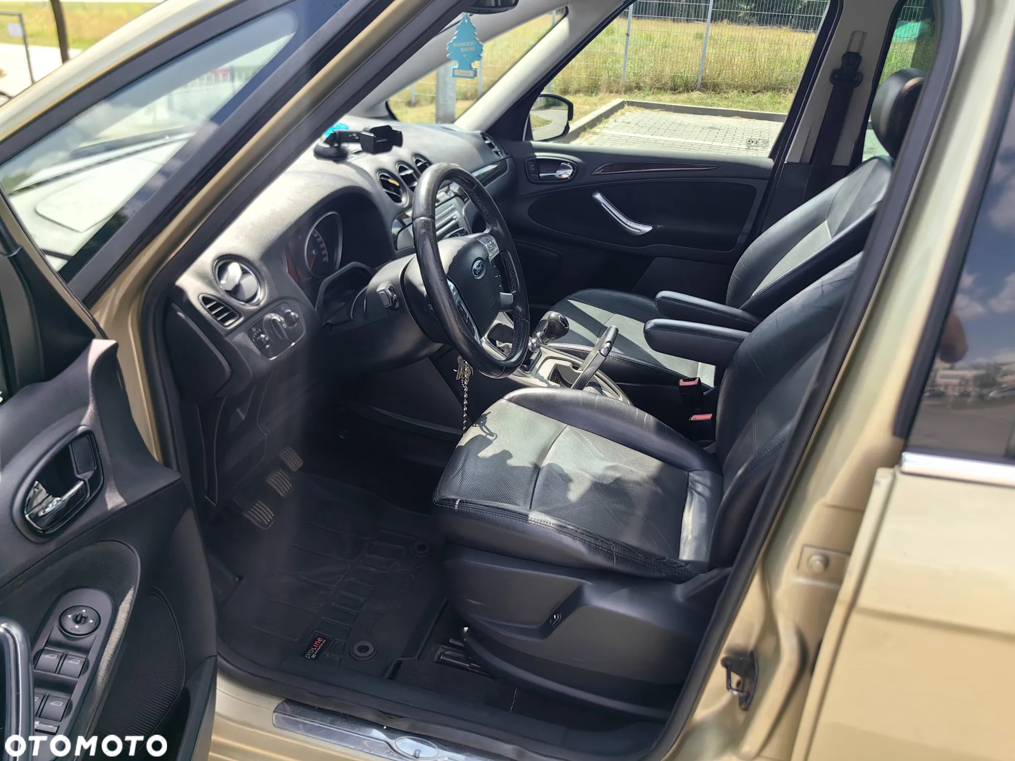 Ford Galaxy 1.8 TDCi Ghia - 14