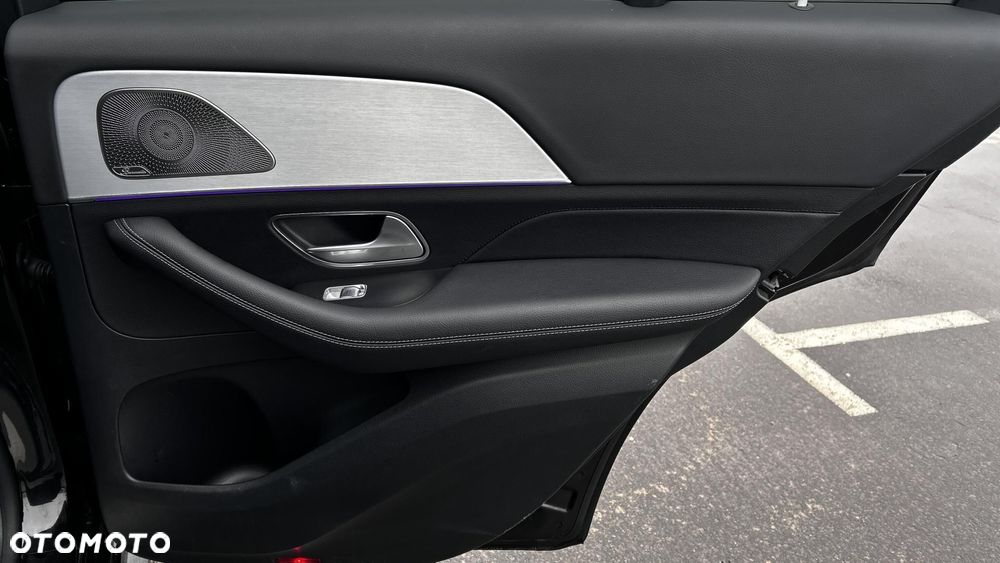 Mercedes-Benz GLE - 24