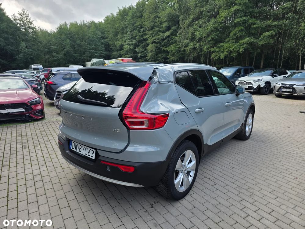 Volvo XC 40 B3 Plus Dark - 5