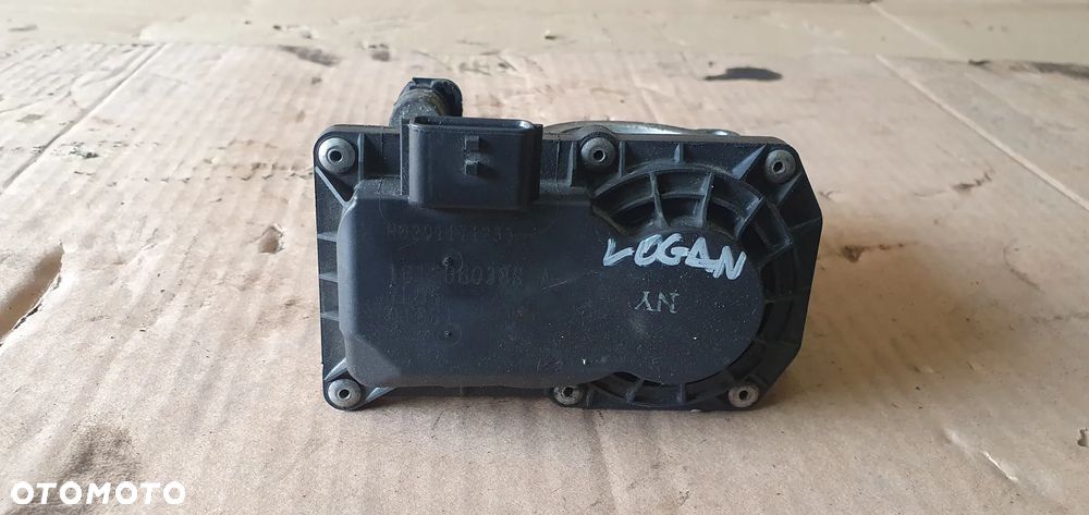 Przepustnica Dacia Logan II 0.9 TCE H8201171233 - 2