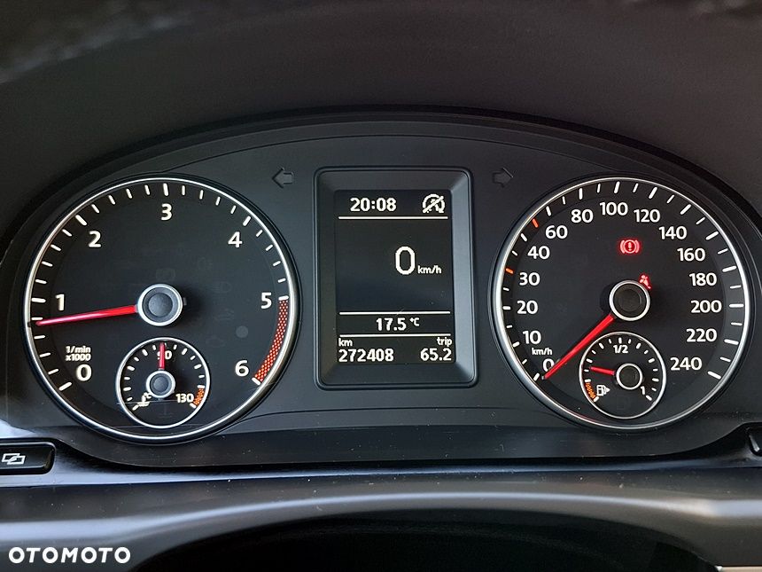Volkswagen Touran 1.6 TDI DPF BlueMotion Technology Trendline - 32
