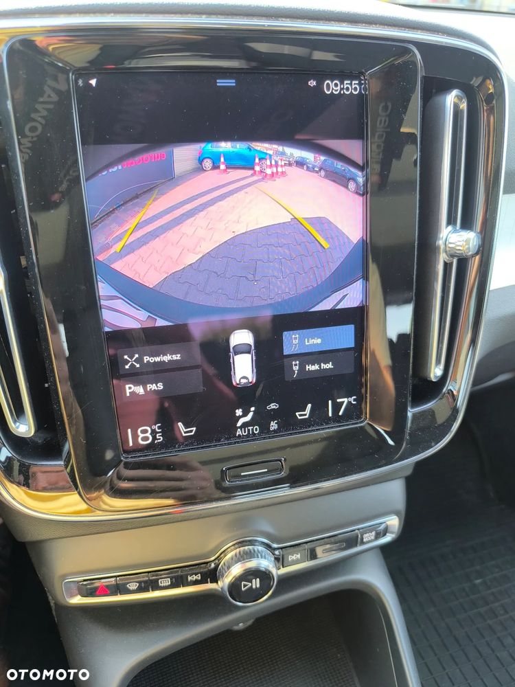 Volvo XC 40 T3 Momentum Pro - 11