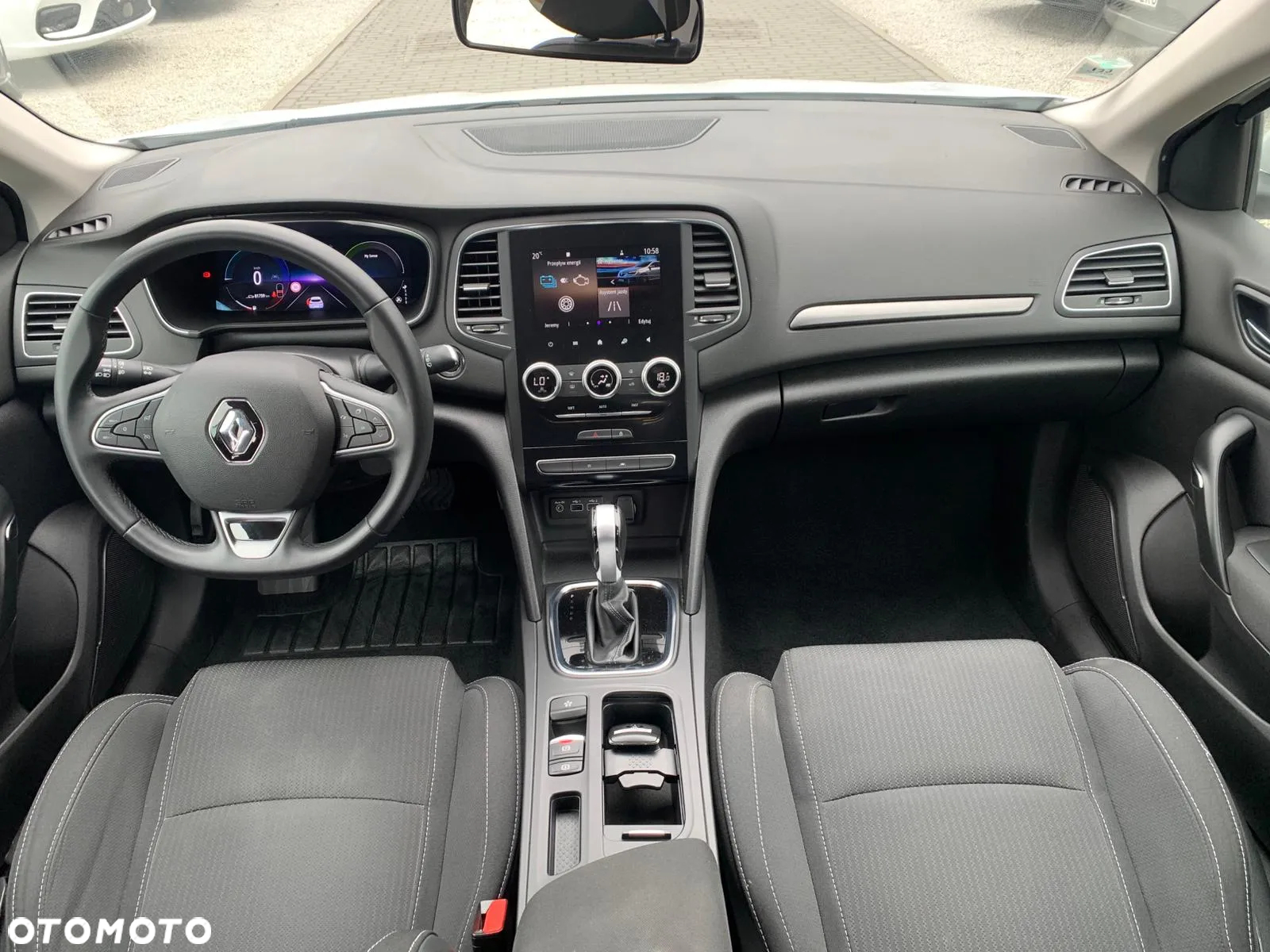 Renault Megane 1.6 E-TECH Plug-In Zen - 12