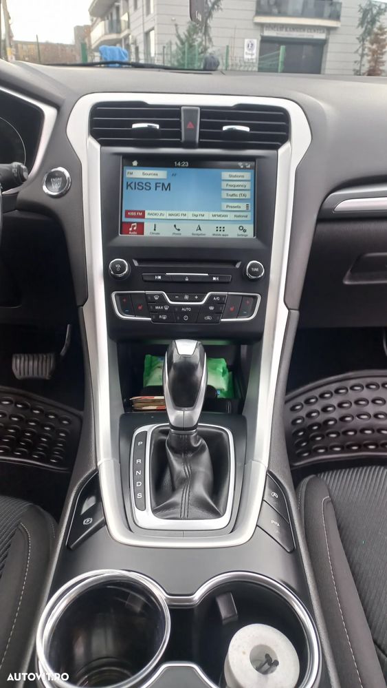 Ford Mondeo 2.0 TDCi Powershift Titanium - 13