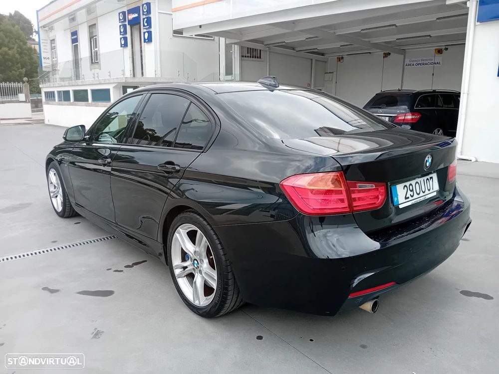 BMW 320 d Auto Pack M - 37