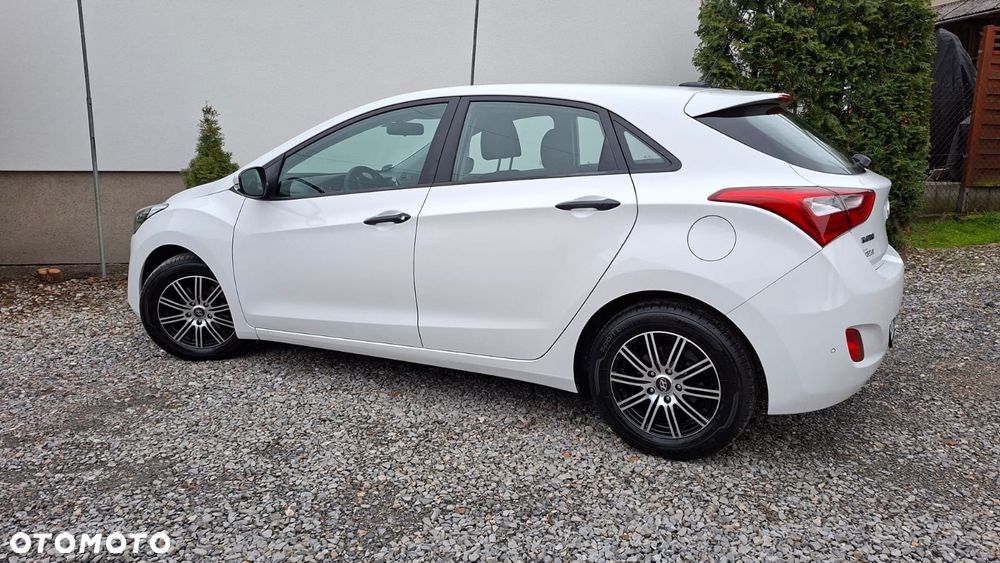 Hyundai i30 1.4 Fifa World Cup Edition - 23