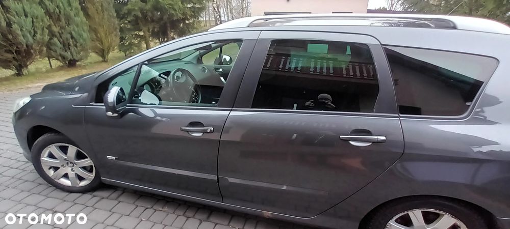 Peugeot 308 1.6 HDi Premium - 5