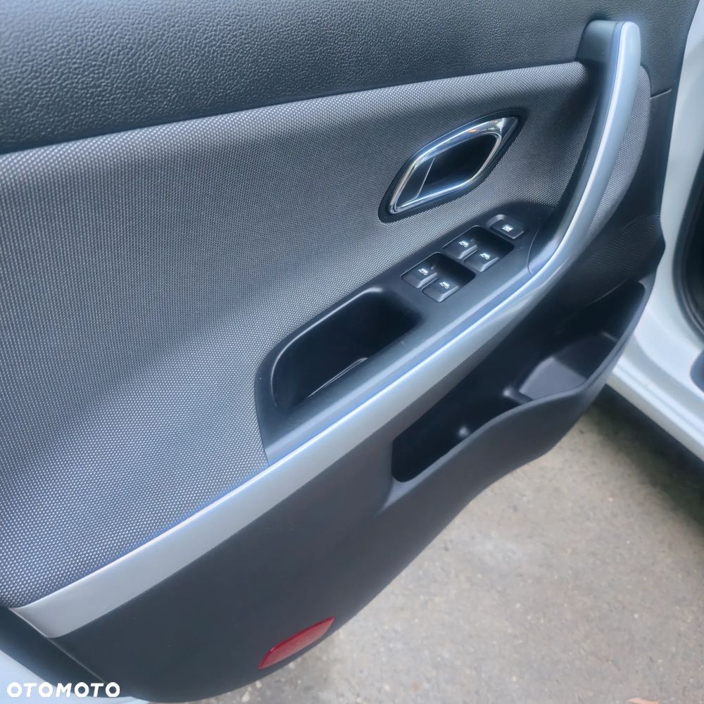 Kia Ceed 1.4 CVVT SW Edition 7 - 12