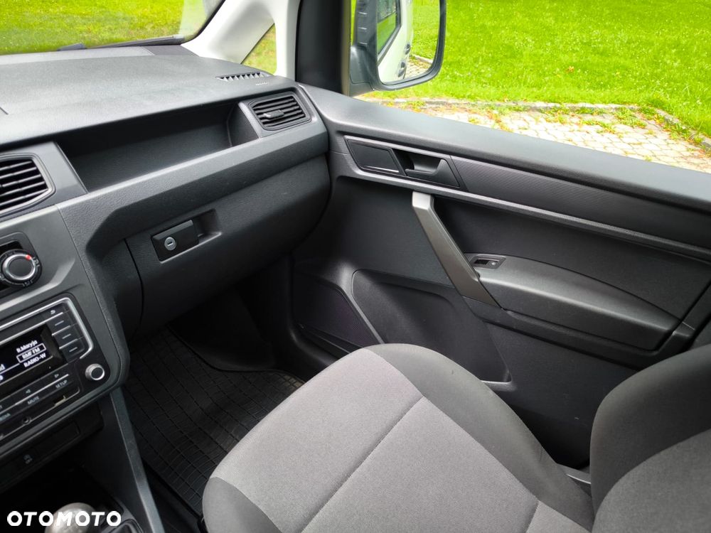 Volkswagen Caddy - 22