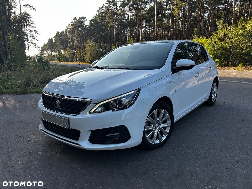 Peugeot 308 - 1