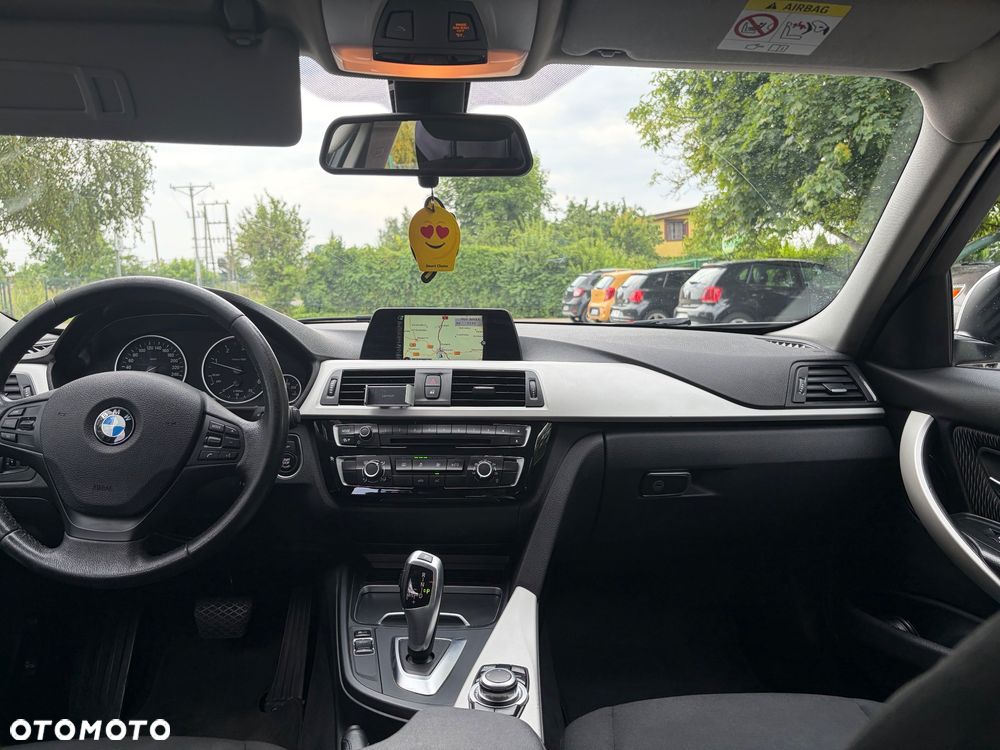 BMW Seria 3 316d - 20