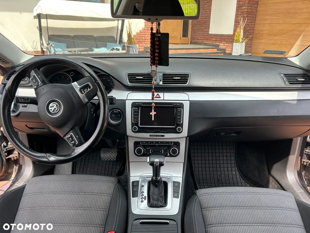 Volkswagen Passat CC - 25