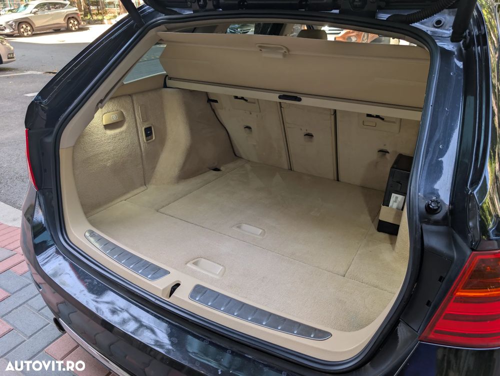 BMW Seria 3 320d Aut. Efficient Dynamics Edition Luxury Line - 13