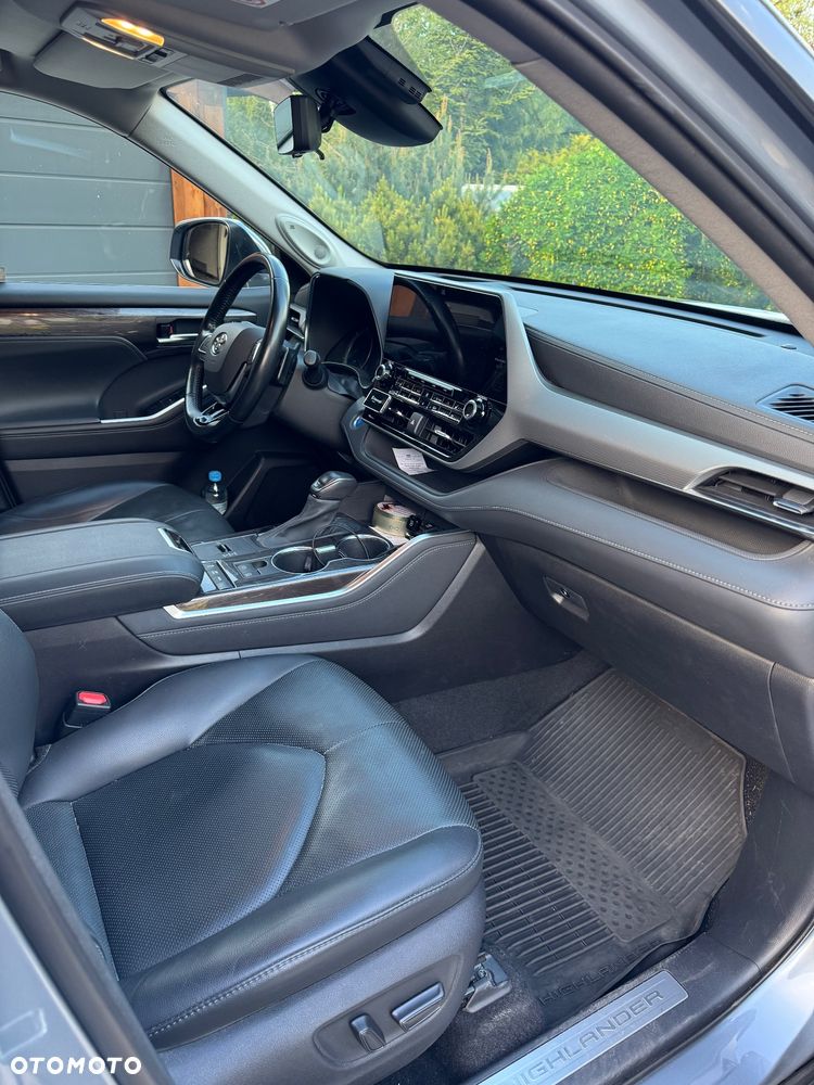 Toyota Highlander 2.5 Hybrid Executive - 11