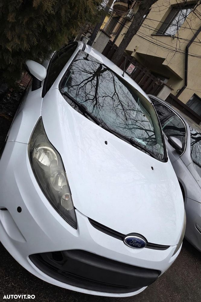 Ford Fiesta 1.6 TDCI DPF Ghia - 2