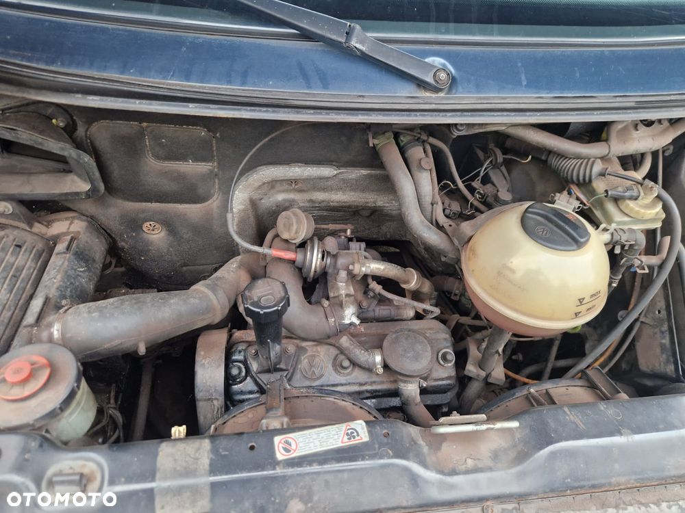 Volkswagen Multivan Standard - 12