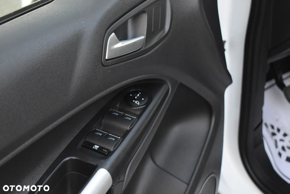 Ford Tourneo Connect - 20