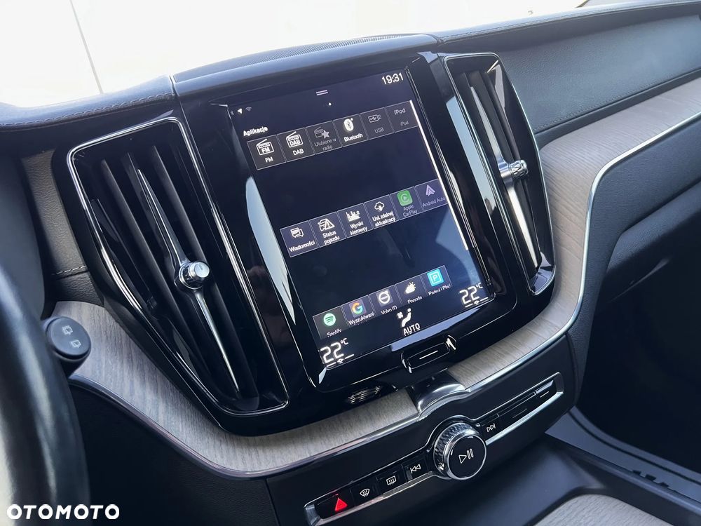 Volvo XC 60 B4 D AWD Geartronic Inscription - 32