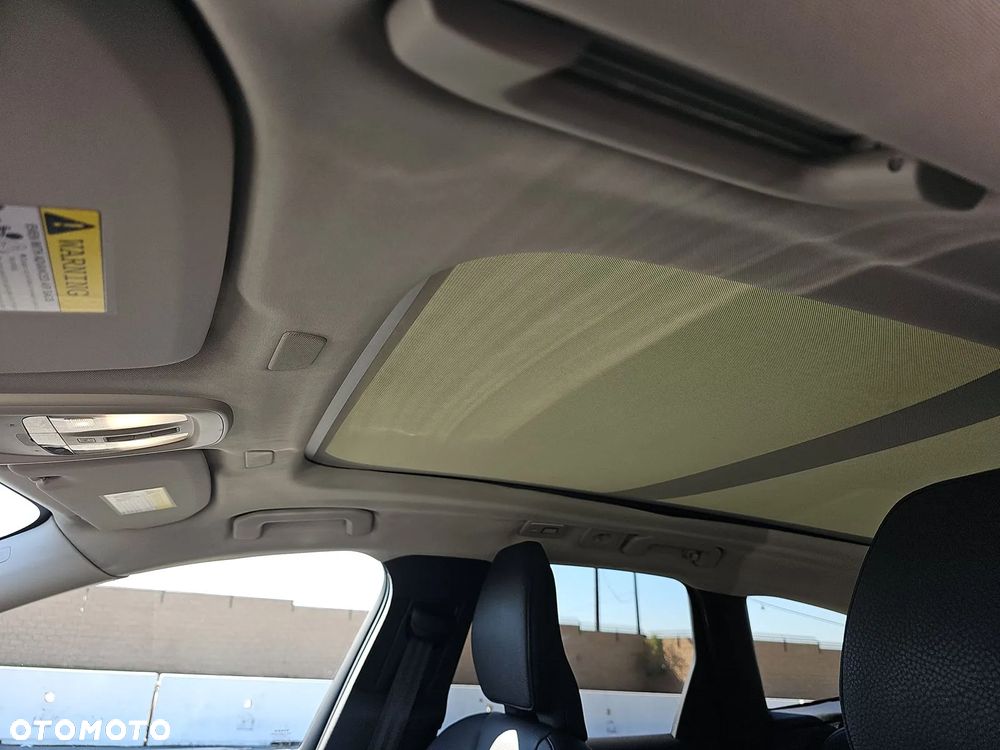 Volvo XC 60 B5 B AWD Geartronic Momentum Pro - 23