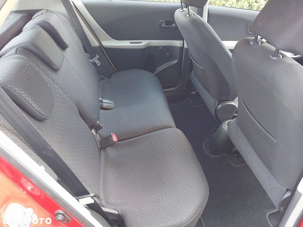 Toyota Yaris 1.0 Terra - 20
