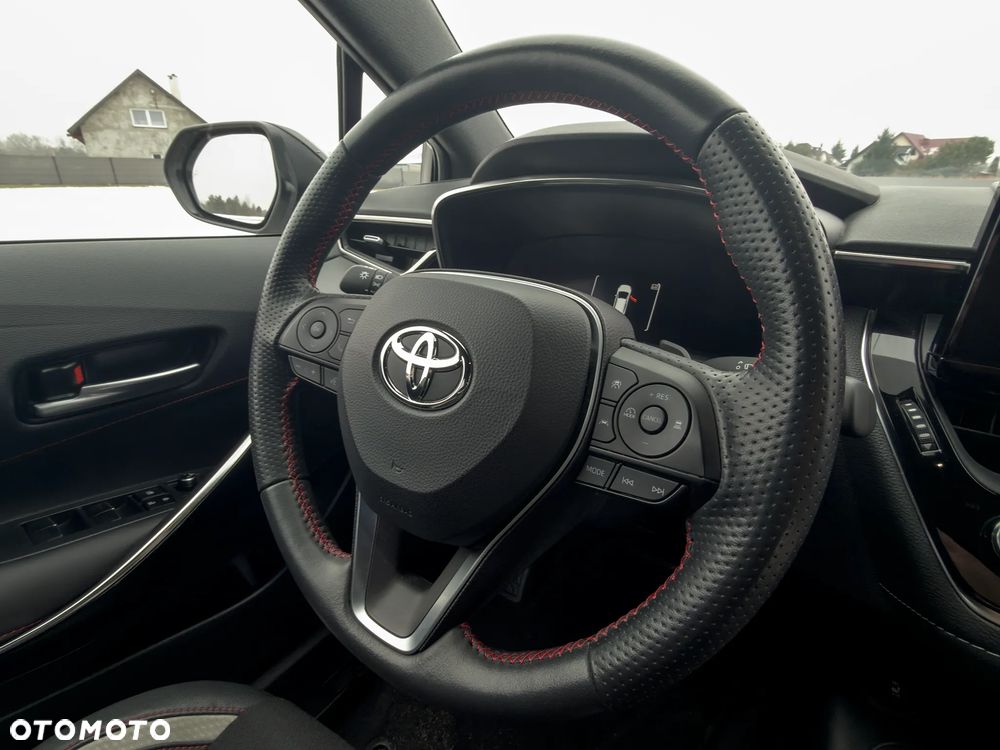 Toyota Corolla 2.0 Hybrid GR Sport Dynamic - 22