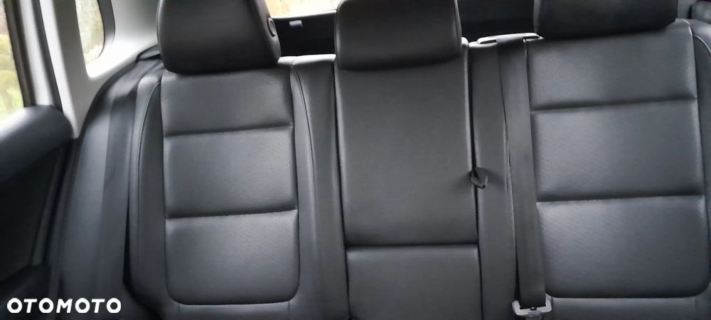 Volkswagen Tiguan - 15