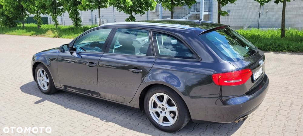 Audi A4 Avant 2.0 TDI - 14