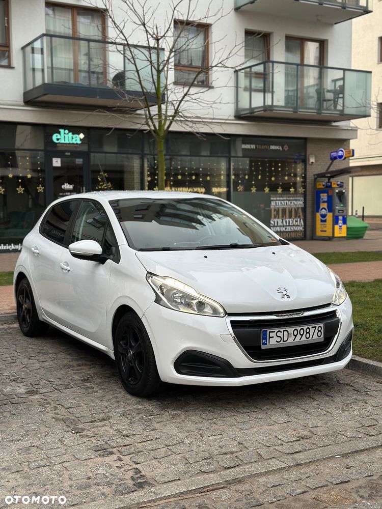 Peugeot 208 1.6 BlueHDi Allure S&S - 1