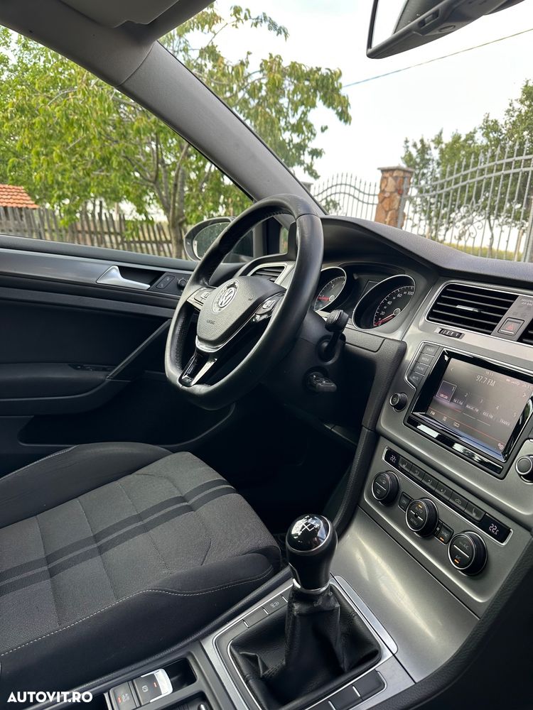 Volkswagen Golf 1.6 TDI DPF BMT Highline - 11